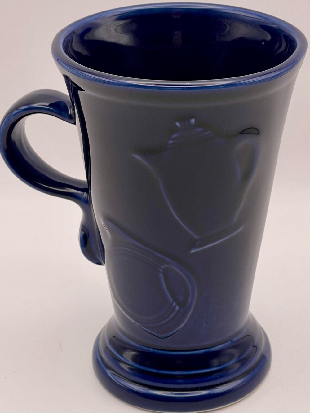 Fiesta Cobalt Blue Tall Latte Mug | Raised Teapot & Cup Design | HLC USA